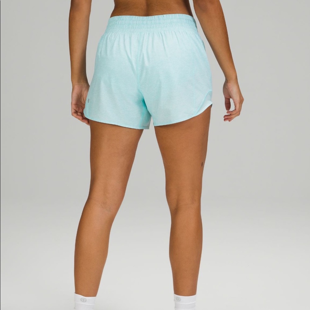Lululemon Hotty Hot High Rise Short 4”Lined - Picture 6 of 6